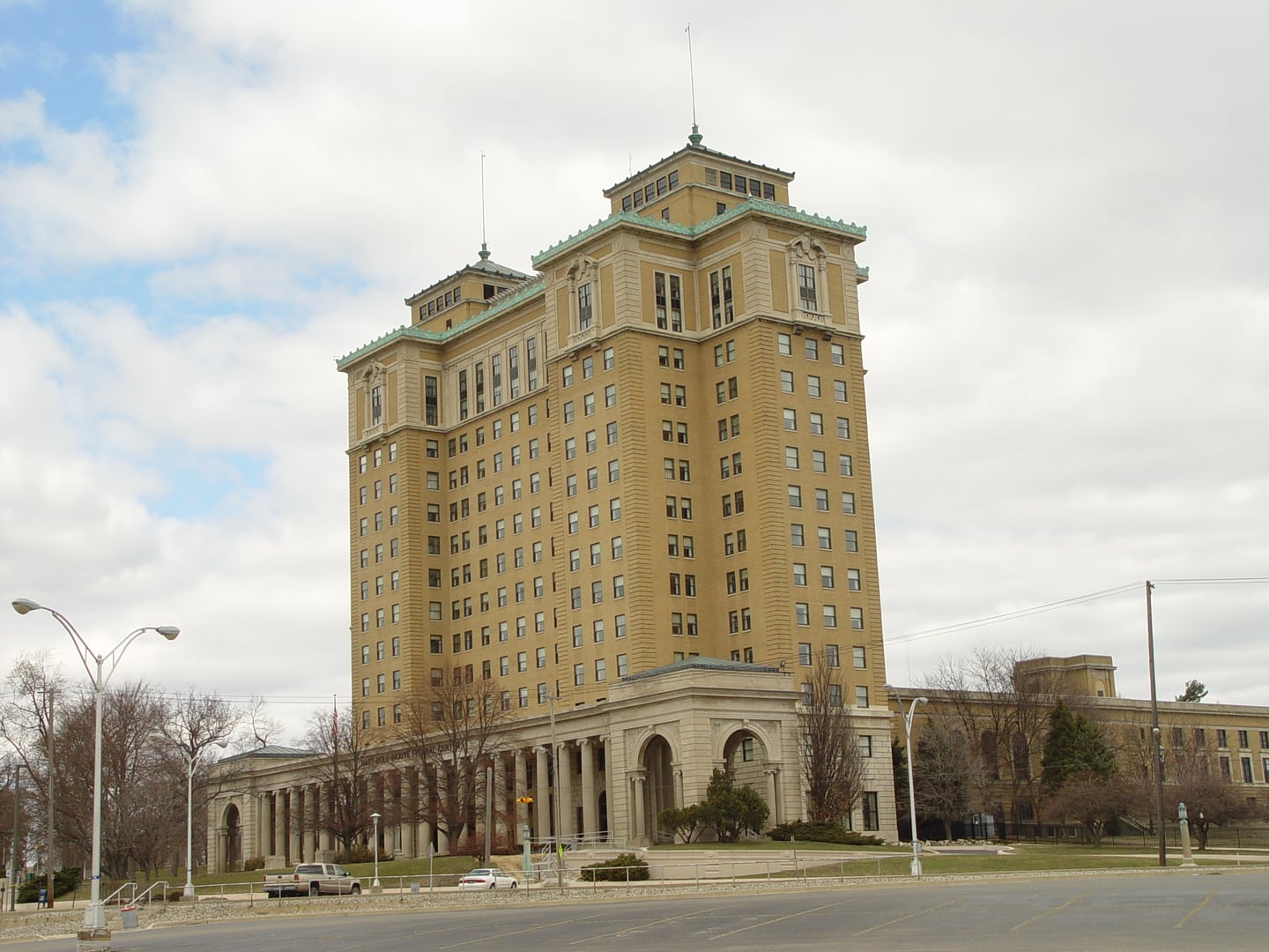 Battle Creek Sanitarium exterior — the massive Italian Renaissance building that became Percy Jones Army Hospital and now the Hart-Dole-Inouye Federal Center