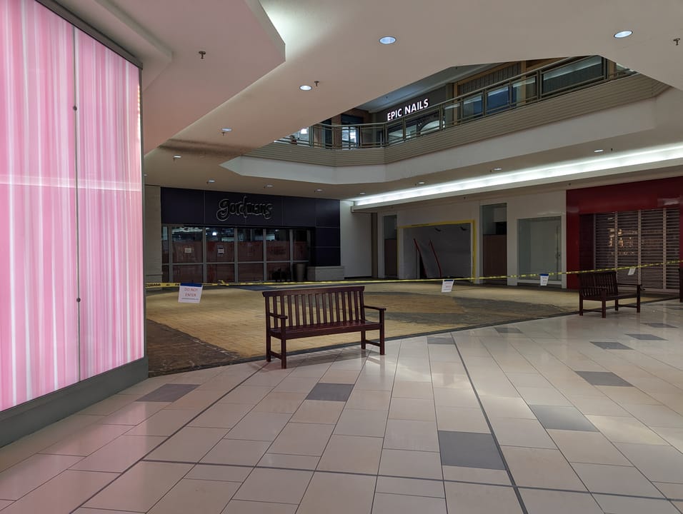 Former Gordmans wing on lower level, currently blocked off.  The upper level hosts a Dick's Sporting Goods and is currently open.