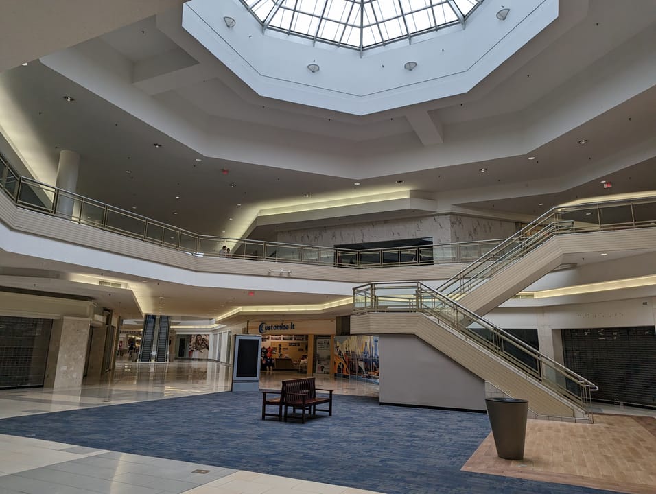 Concourse in Burnsville Center