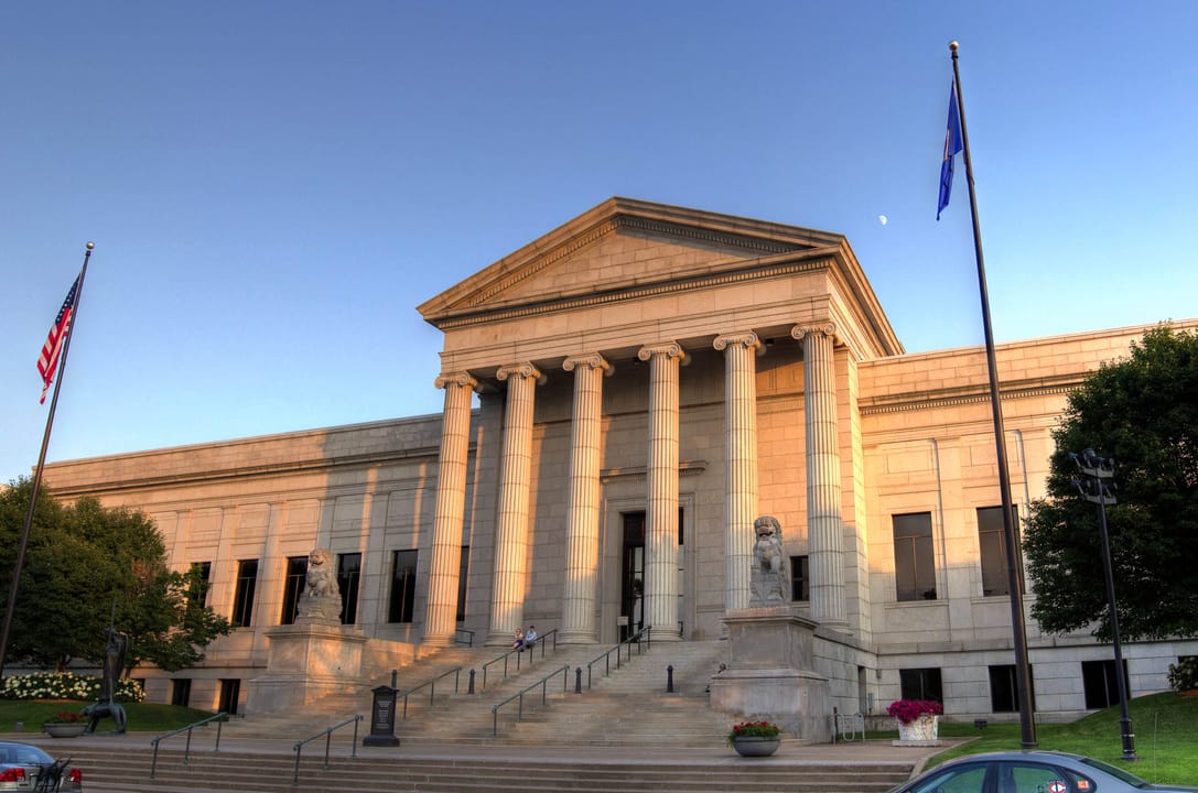 Exterior facade of the Minneapolis Institute of Art, the Beaux-Arts Neoclassical building designed by McKim, Mead and White at 2400 3rd Ave S, Minneapolis, Minnesota