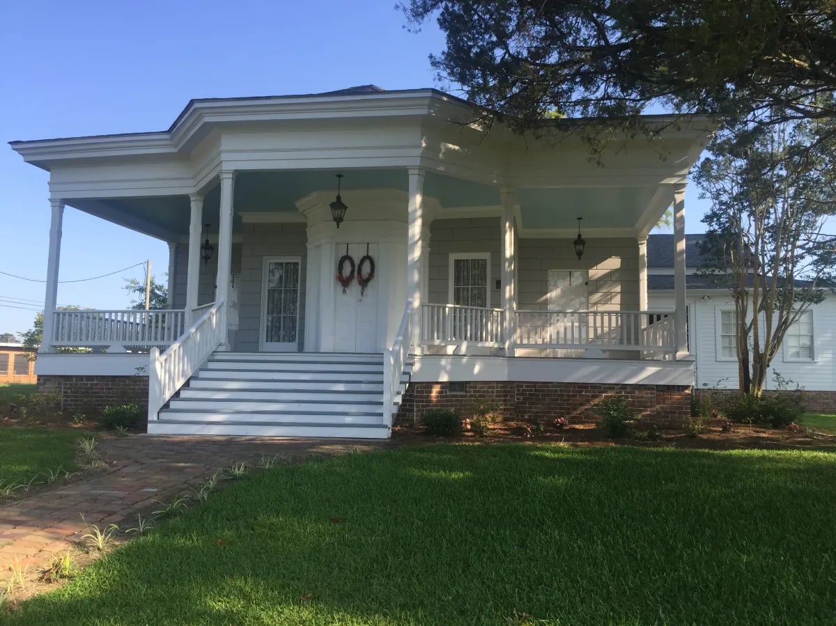 Photo of Amos Deason Home