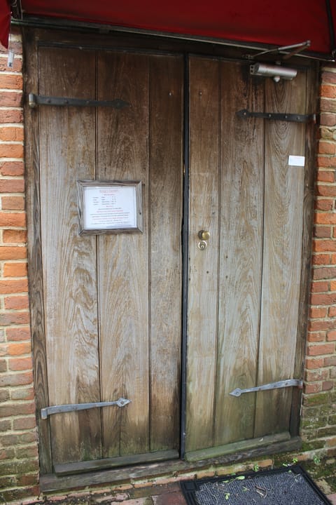 Exterior of King's Tavern, an 18th-century Natchez Mississippi blockhouse-turned-tavern, the oldest standing building in the city