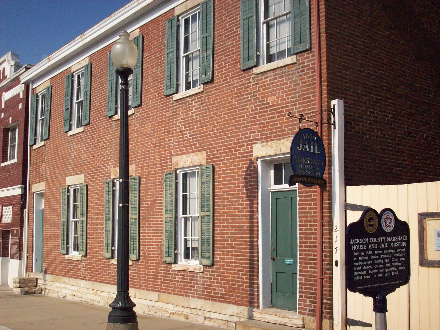 The 1859 Jail and Marshal's Home limestone exterior in Independence, Missouri