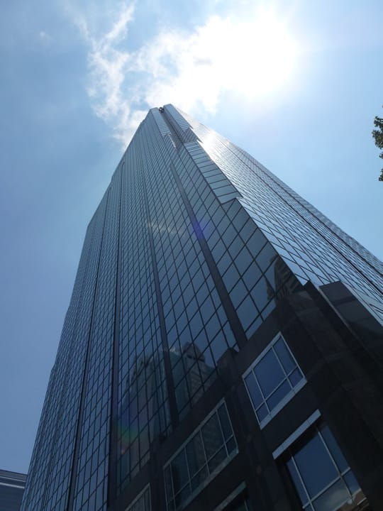 Looking up at One Kansas City Place, the tallest building in Kansas City.