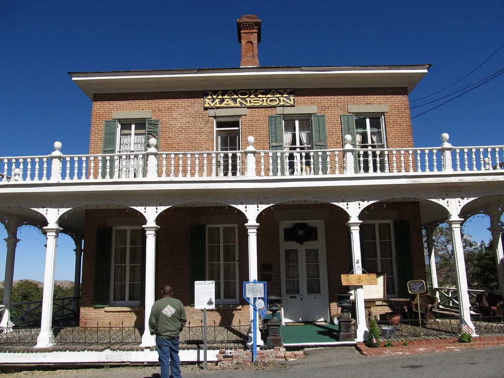 Photo of Mackay Mansion