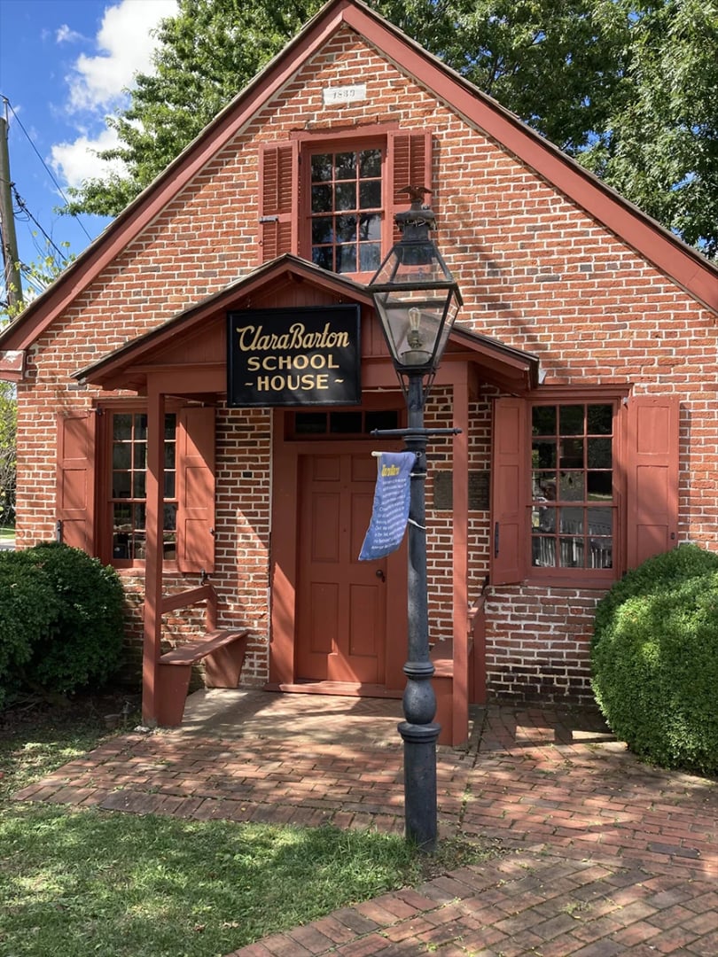 Photo of Clara Barton Schoolhouse