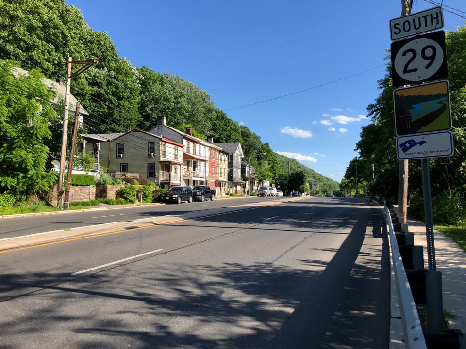 View south along New Jersey State Route 29 (Main Street) at New Jersey State Route 165 in Lambertville, Hunterdon County, New Jersey