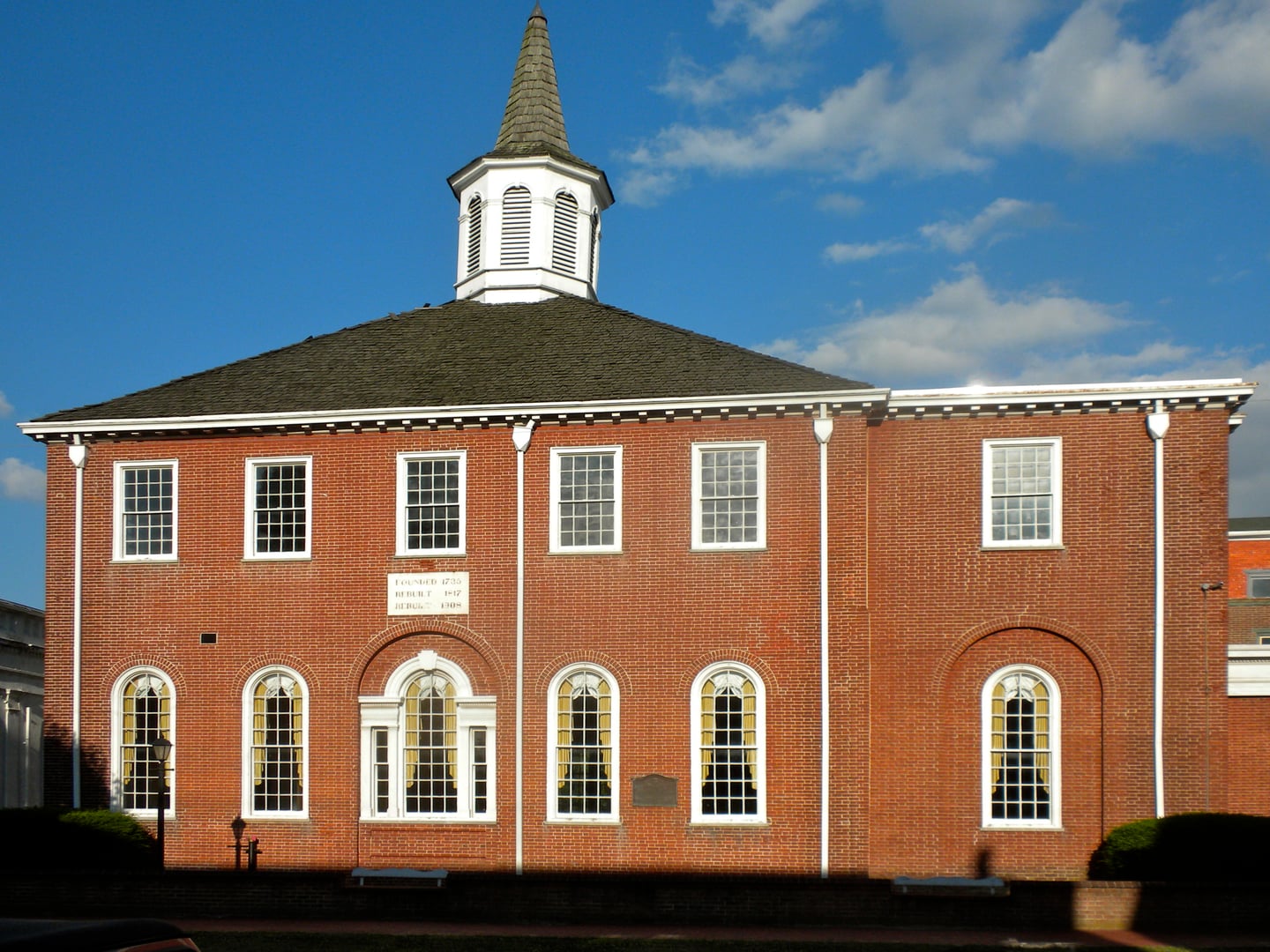 Brick 1735 Salem County Courthouse on Market Street in Salem, New Jersey