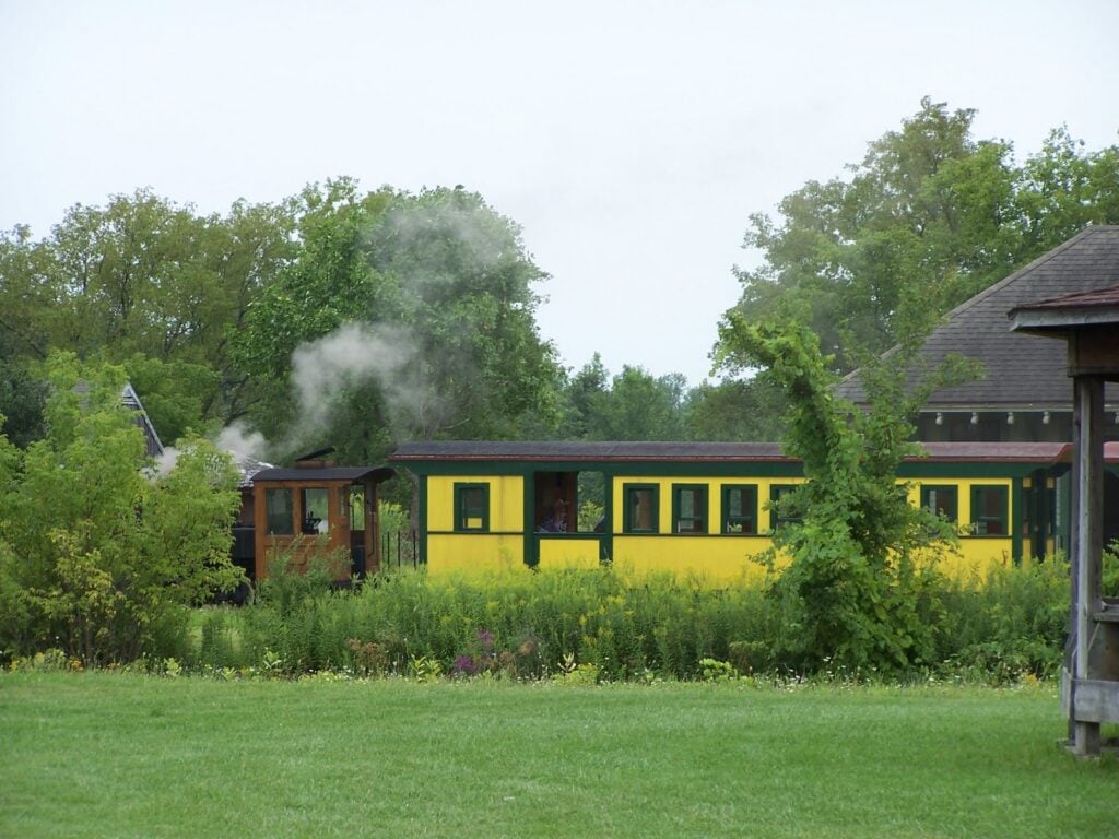 Photo of Erie Canal Village
