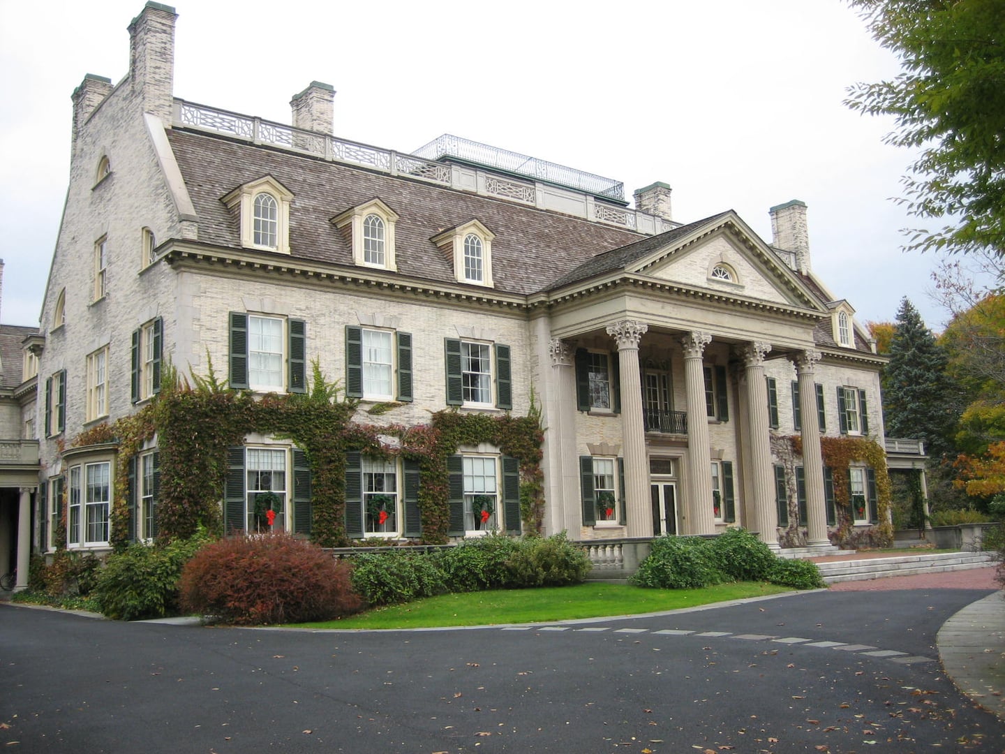 Colonial Revival mansion exterior of the George Eastman Museum at 900 East Avenue, Rochester, New York