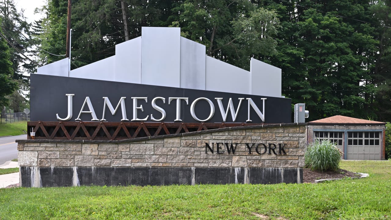 The welcome sign along North Main Street in Jamestown, New York.
