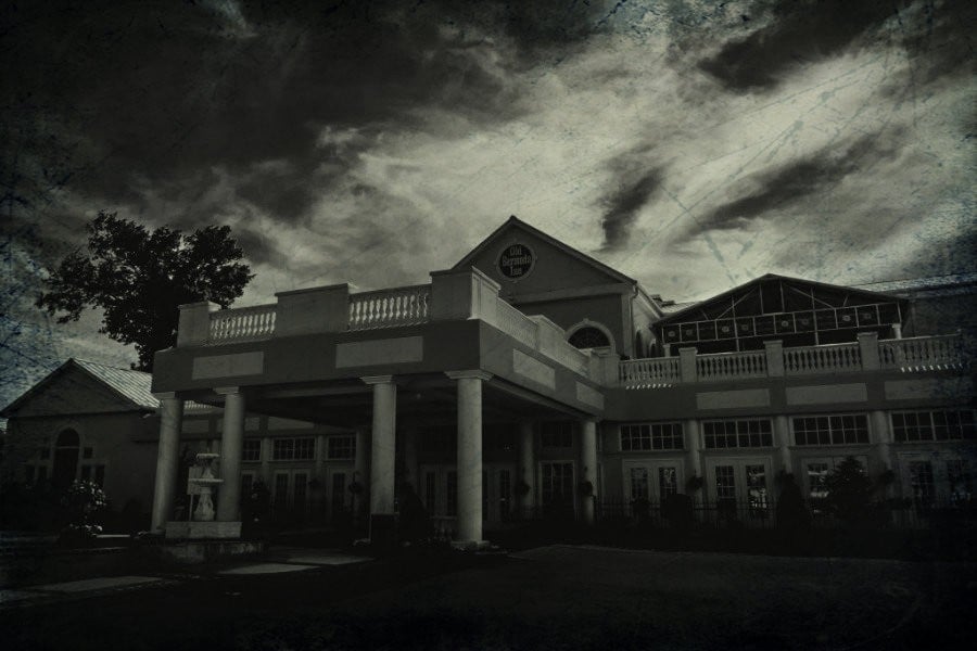 Exterior of the 1832 Old Bermuda Inn on Veterans Road West in Staten Island, New York