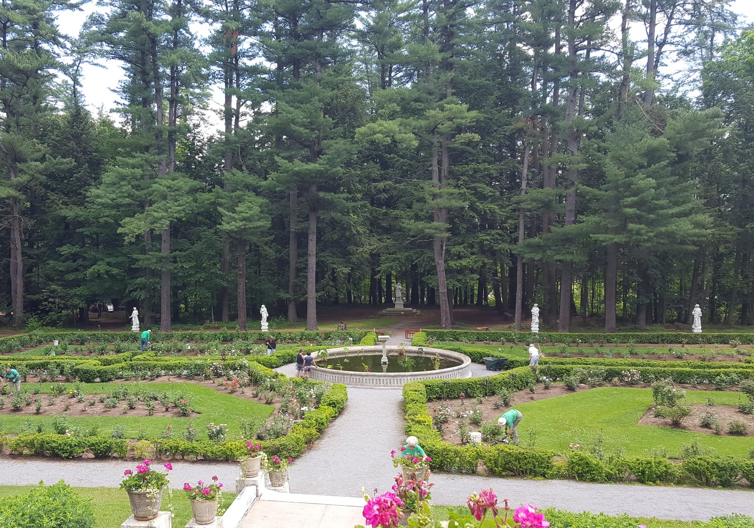 Yaddo — Queen Anne-style mansion and artists' retreat in Saratoga Springs, NY