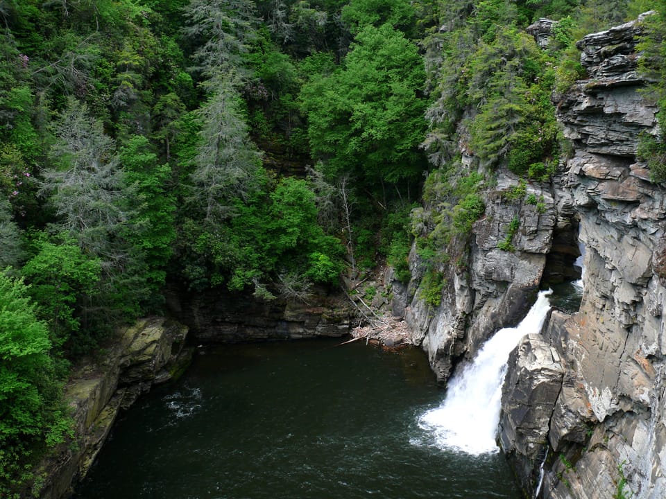 Linville Falls, as seen from the Plunge Basin Overlook on the eastern side of the Linville Gorge.Photo taken with a Panasonic Lumix DMC-FZ50 in Burke County, NC, USA.