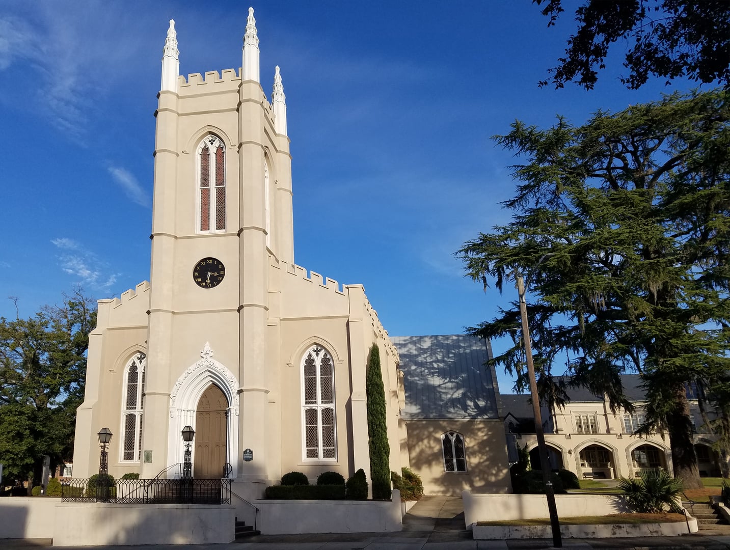 Gothic Revival exterior of St. James Episcopal Church at 25 South Third Street in Wilmington, North Carolina.