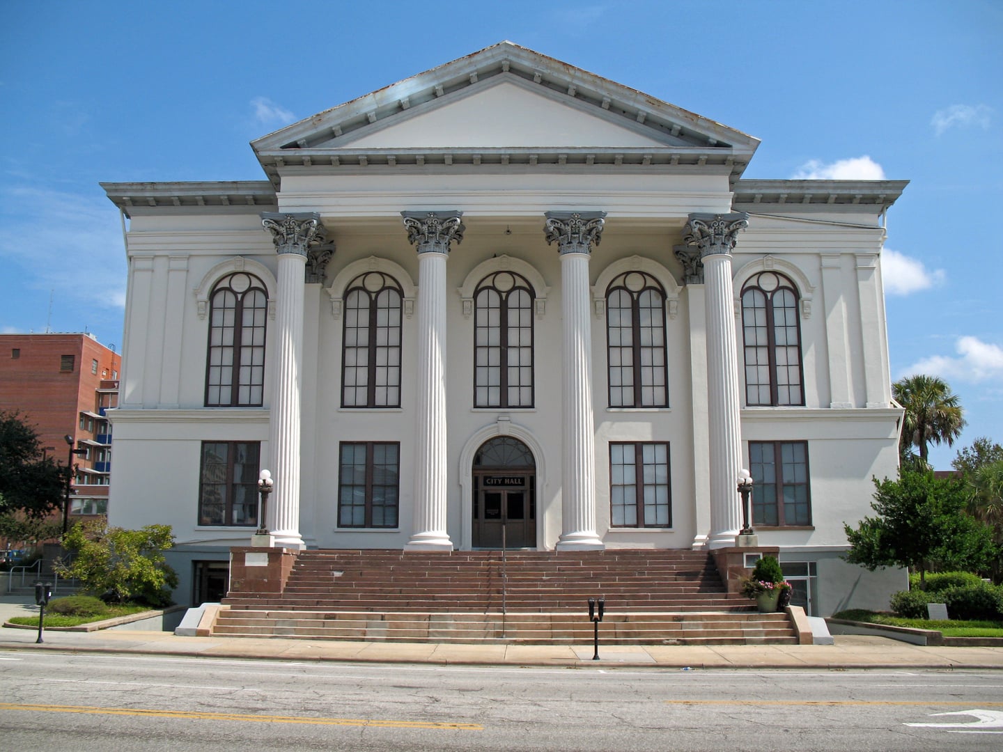 Italianate facade of Thalian Hall and Wilmington City Hall at 310 Chestnut Street in downtown Wilmington, North Carolina.