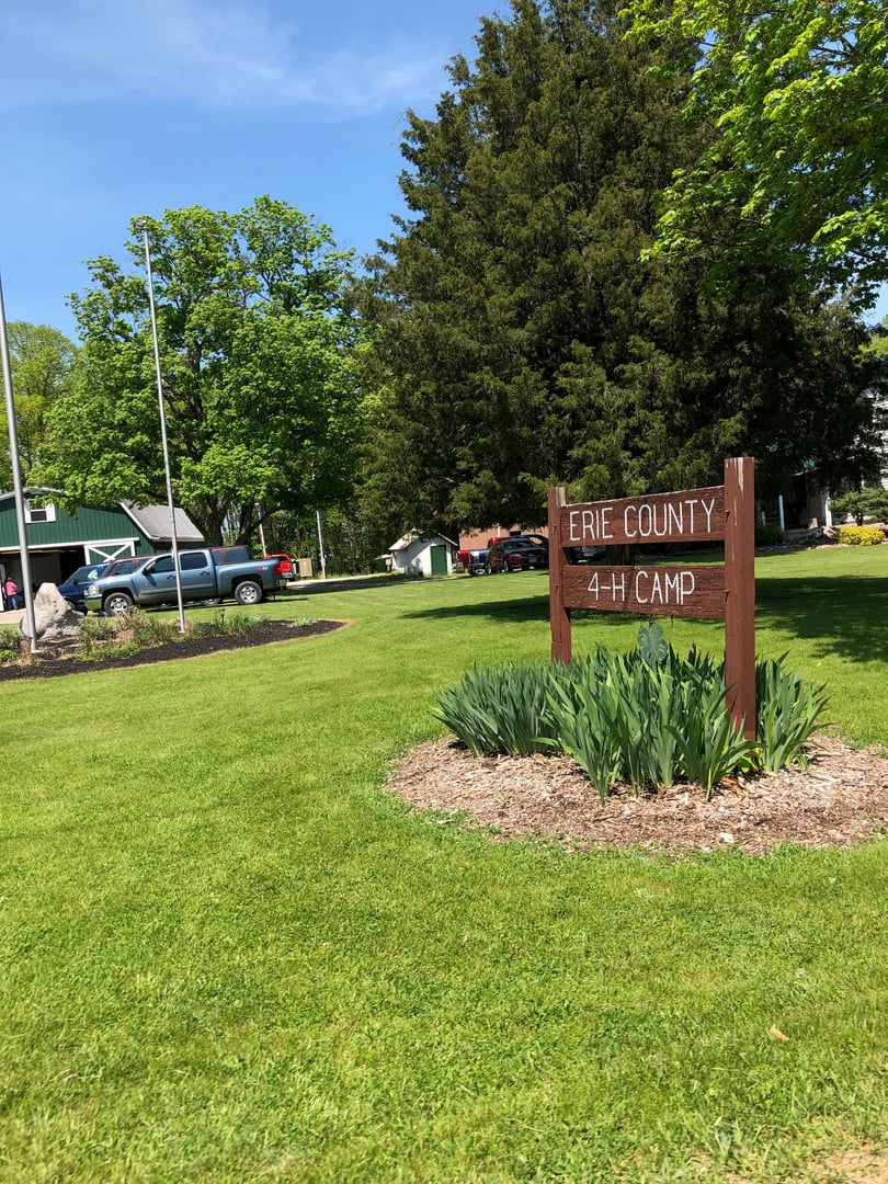 North Pond Parking and Entrance