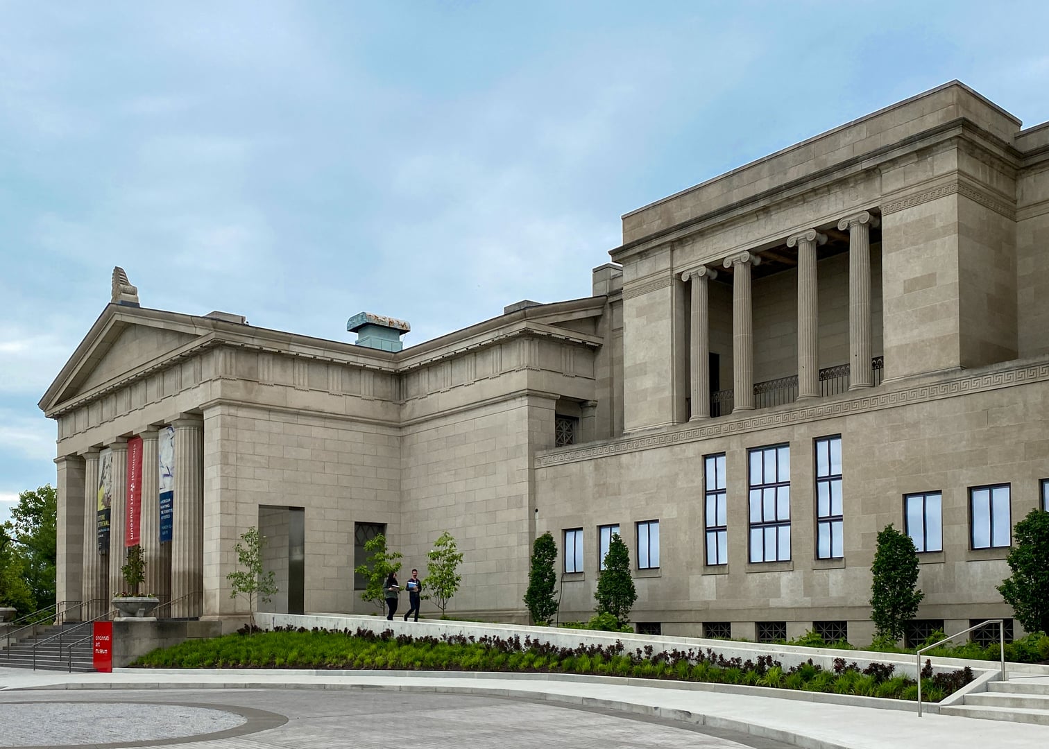 The Cincinnati Art Museum's Romanesque Revival exterior in Eden Park