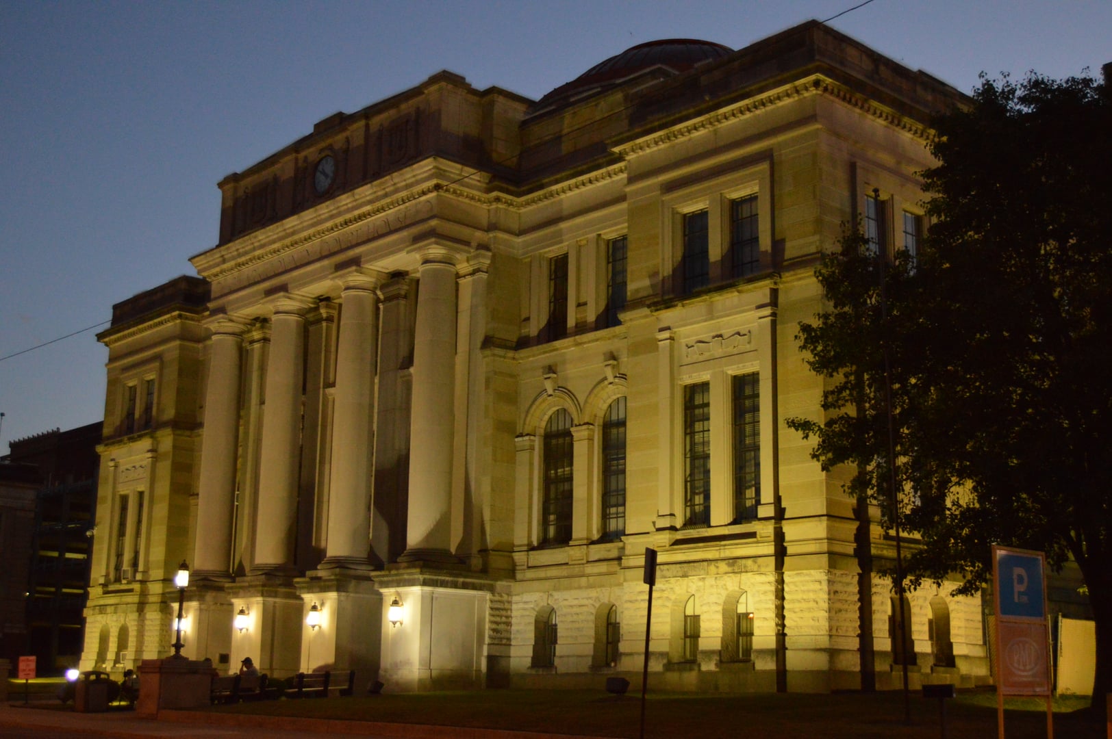 Photo of Clark County Courthouse