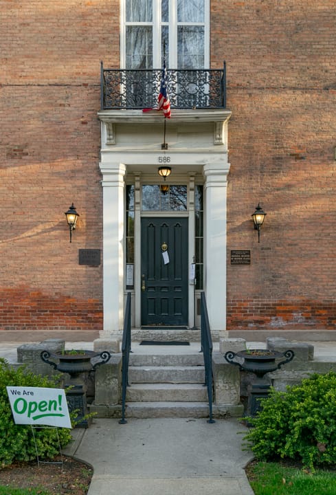 Photograph taken in Franklin County, Ohio. See categories for more information.