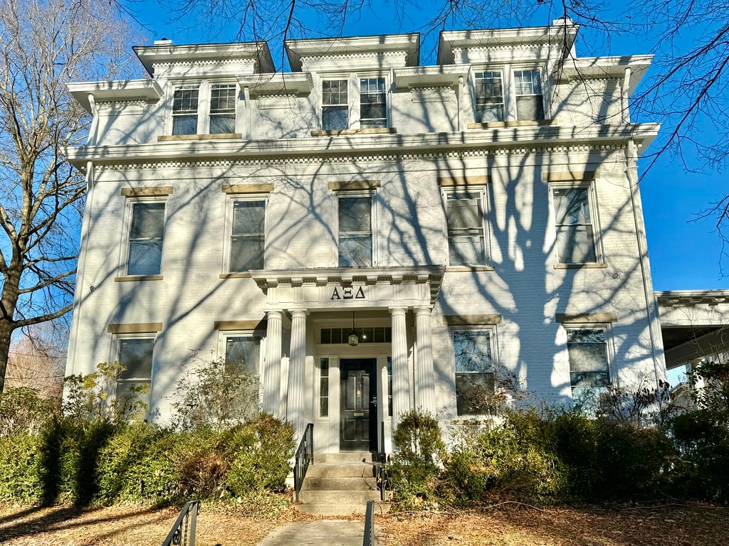 Built in 1855, this Greek Revival and Classical Revival-style house was built for W. P. Skinner, and was later the home of George White, whom was the governor of Ohio from 1931 until 1934.  The house is clad in painted brick with a side-gable roof, one-over-one windows, a two-story rear ell, a stone