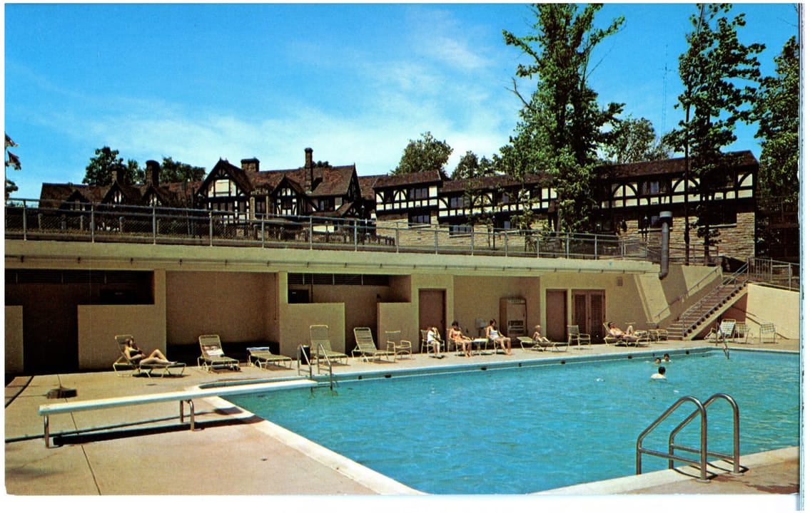 Photo of Punderson Manor
