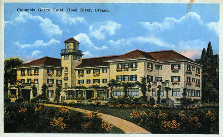 A period postcard of the Columbia Gorge Hotel, Hood River, Oregon, circa 1923, a few years after it opened in 1921.