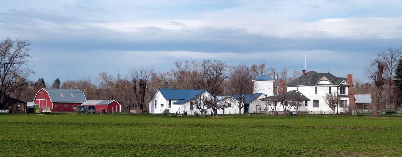 The historic Joseph Cunha Farmstead (built 1902), located at 33263 Oregon Trail Road in Echo, Oregon, United States, is listed on the US National Register of Historic Places.





This is an image of a place or building that is listed on the National Register of Historic Places in the United States 