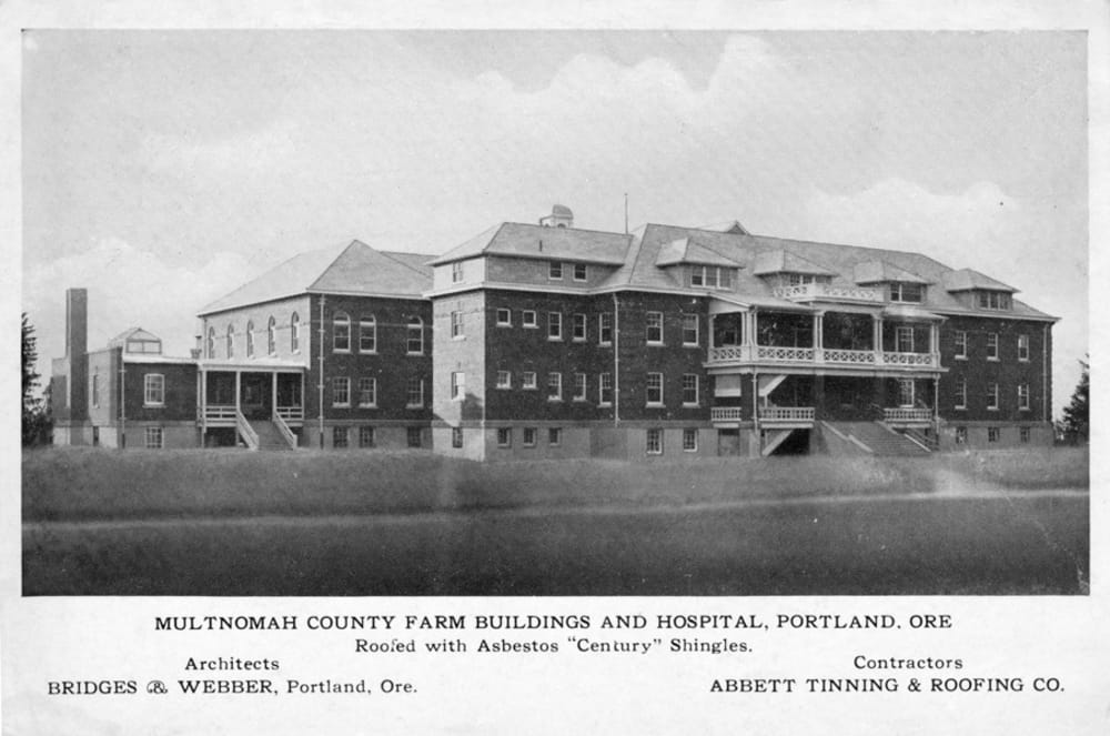 The historic main lodge of McMenamins Edgefield, the former 1911 Multnomah County Poor Farm in Troutdale, Oregon