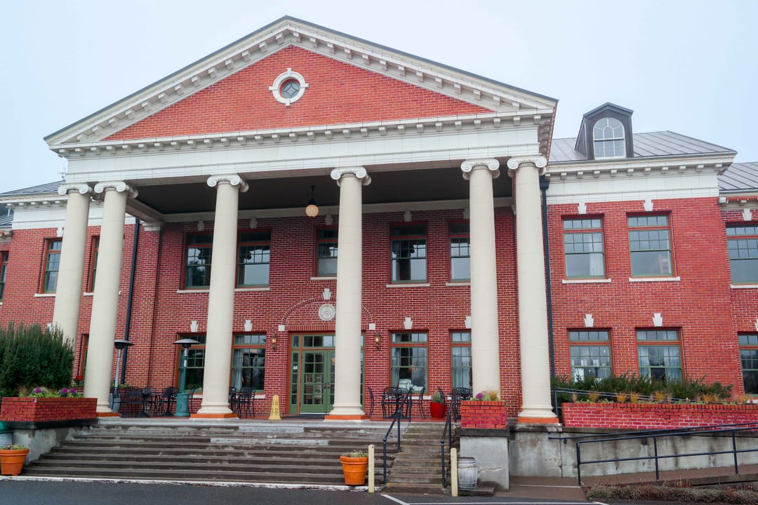 Photo of McMenamins Grand Lodge