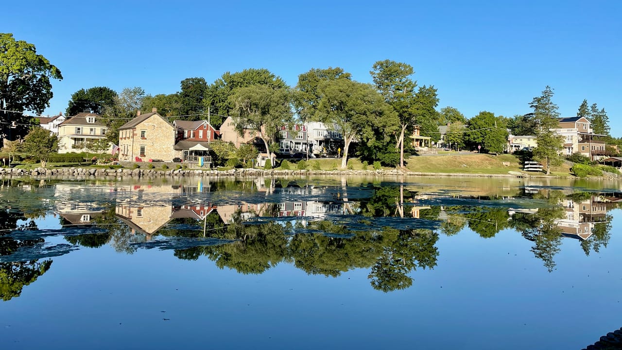 View of Children's Lake and several historic buildings in the Boiling Springs Historic District at Boiling Springs, Pennsylvania. 





This is an image of a place or building that is listed on the National Register of Historic Places in the United States of America. Its reference number is 84000566