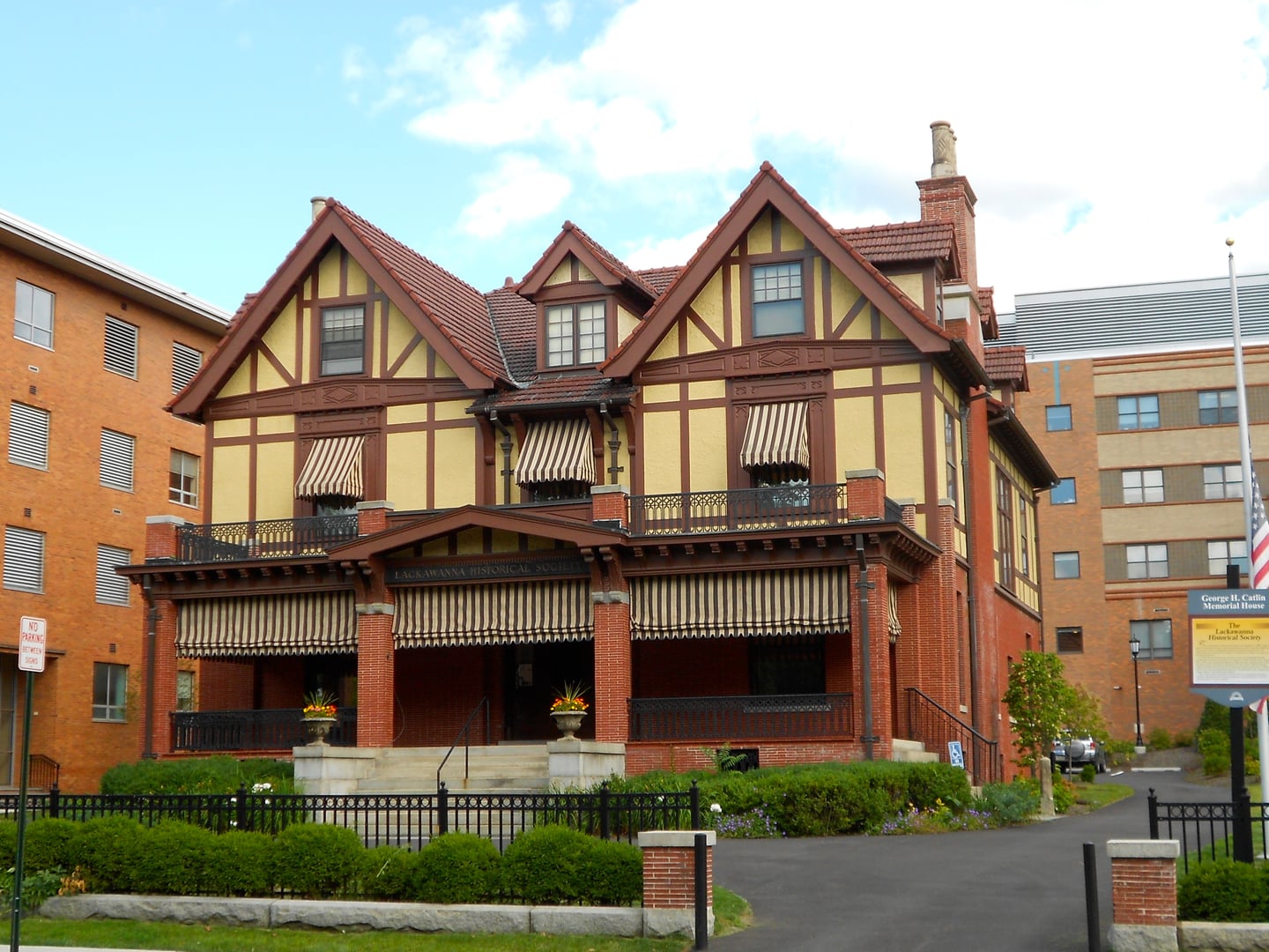 Photo of Catlin House (Lackawanna Historical Society)