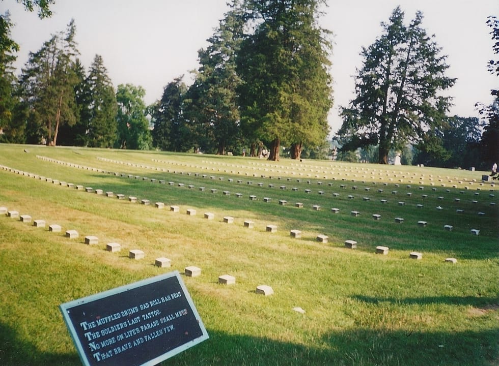 A military cemetery at the Gettysburg Battlefield in Gettysburg, Pennsylvania (United States).