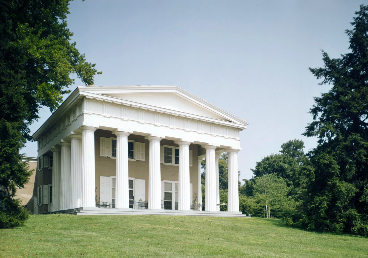 The Andalusia — also known as the Nicholas Biddle Estate.
1790s Greek Revival style house located in Bensalem Township, Bucks County, eastern Pennsylvania.
A Historic American Buildings Survey—HABS image by Jack Boucher (1976).