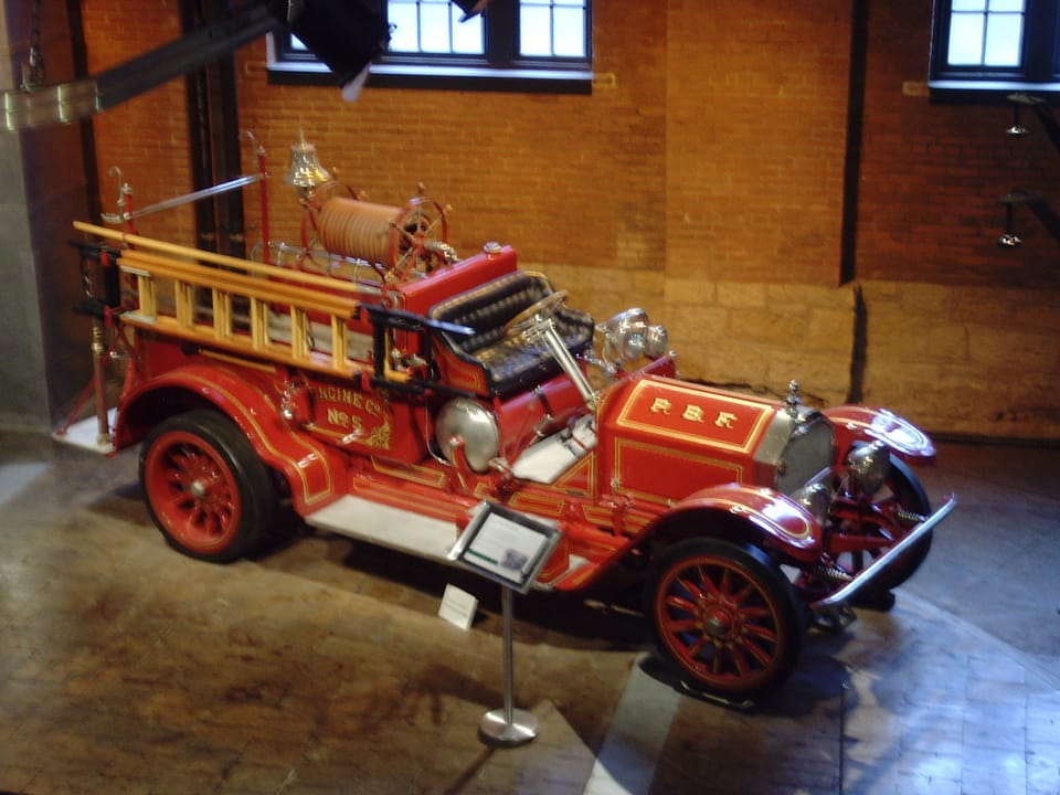 0653 Pittsburgh - Senator John Heinz History Center