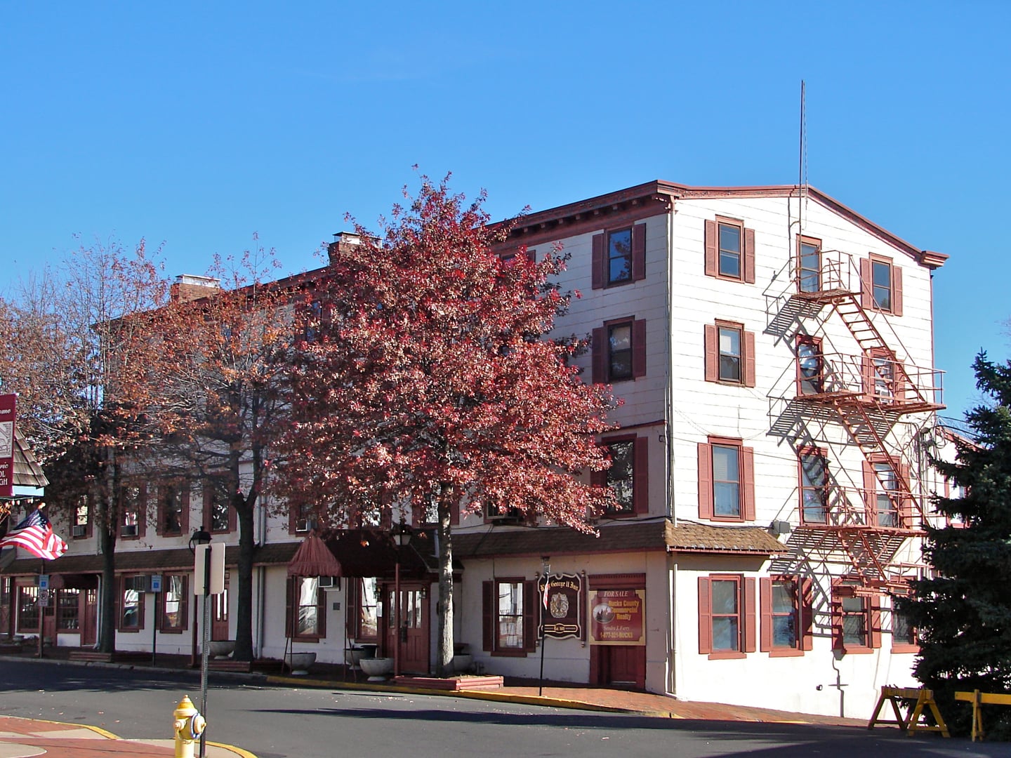 King George II Inn historic 1681 tavern and inn in Bristol Pennsylvania