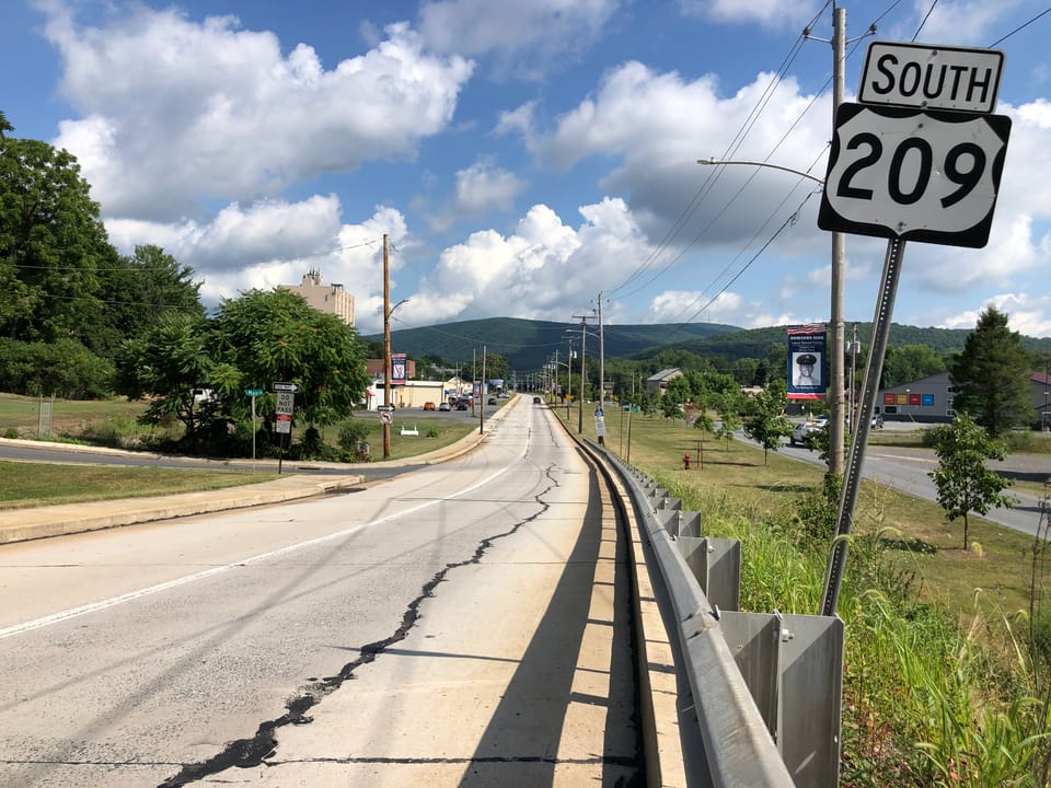 View south along U.S. Route 209 (Sergeant Stanley Hoffman Boulevard) at South Main Lane in Lehighton, Carbon County, Pennsylvania