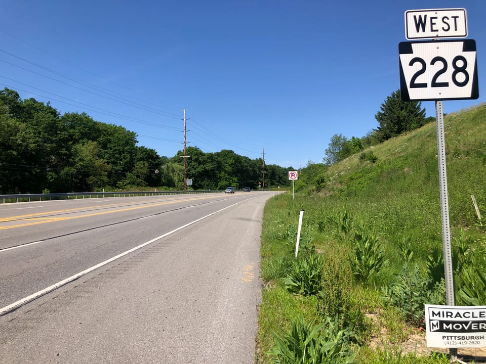 View west along Pennsylvania State Route 228 (Mars Road) at Mars Valencia Road in Adams Township, Butler County, Pennsylvania