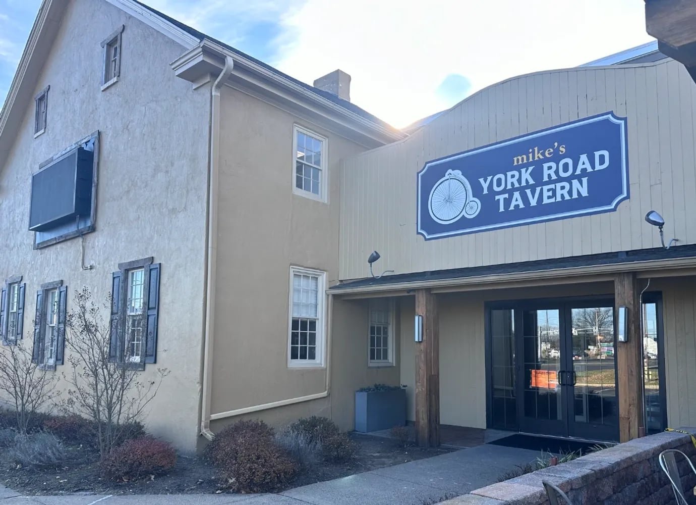 Front exterior of Mike's York Road Tavern, the 1730 stone tavern building at 544 York Road in Warminster, Pennsylvania.
