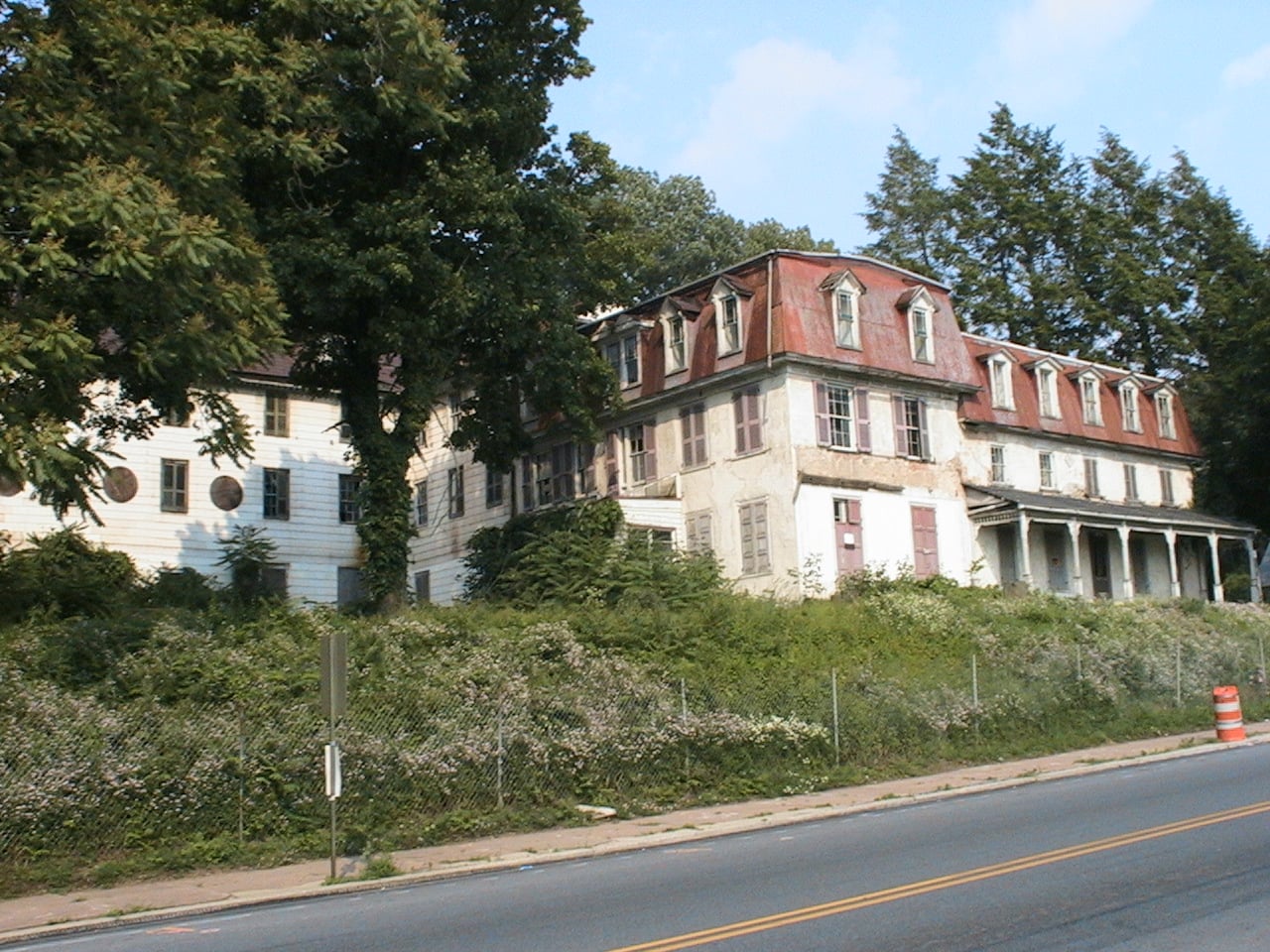 The Mountain Springs Hotel in Ephrata, Pennsylvania — the historic resort complex photographed before demolition in 2004