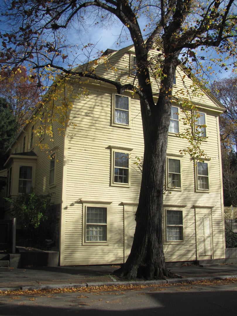 Exterior view of the colonial Stephen Harris House (the 'Shunned House') at 135 Benefit Street, Providence, Rhode Island, fictionalized in H.P. Lovecraft's 1924 novelette