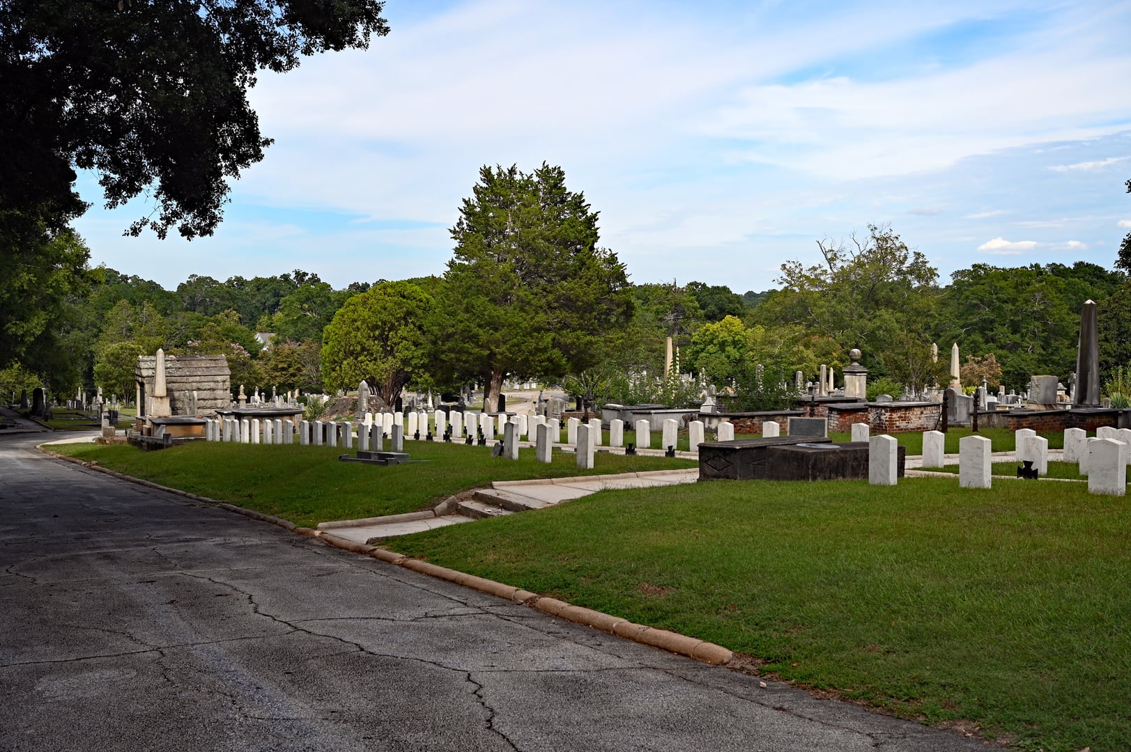 Photo of Springwood Cemetery