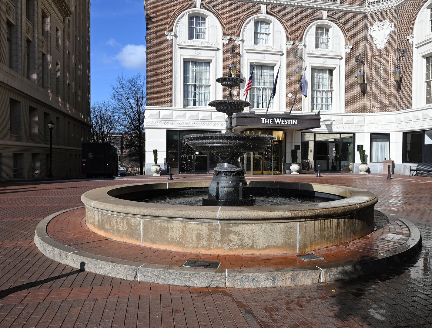 Photo of Westin Poinsett Hotel