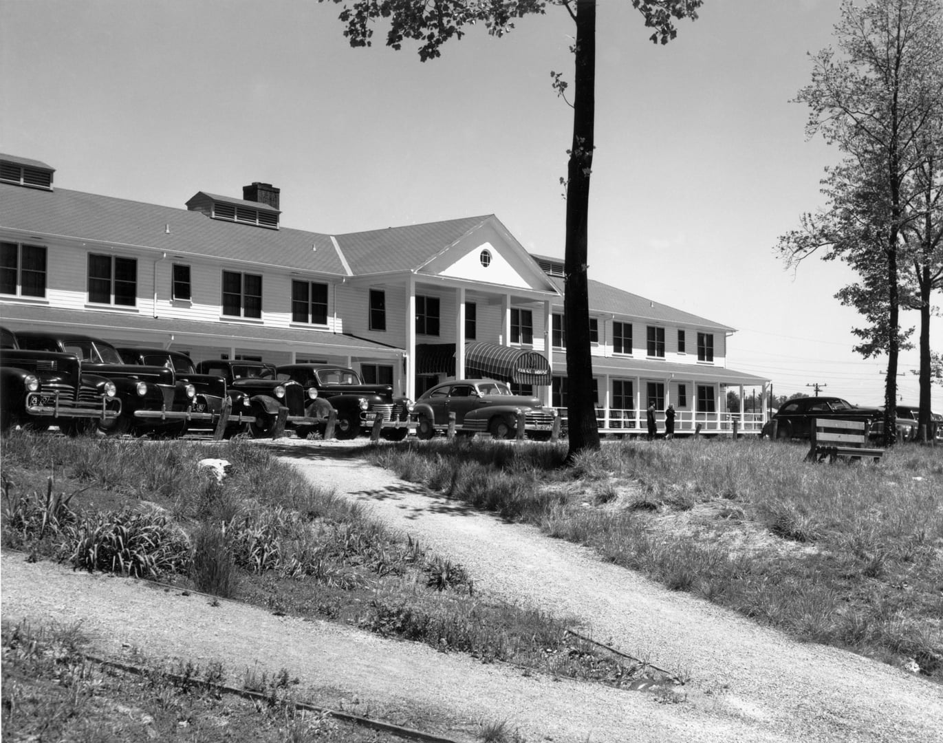 The Oak Ridge Guest House (later renamed the Alexander Inn) in 1947, the wood-framed Manhattan Project lodging in Oak Ridge, Tennessee.
