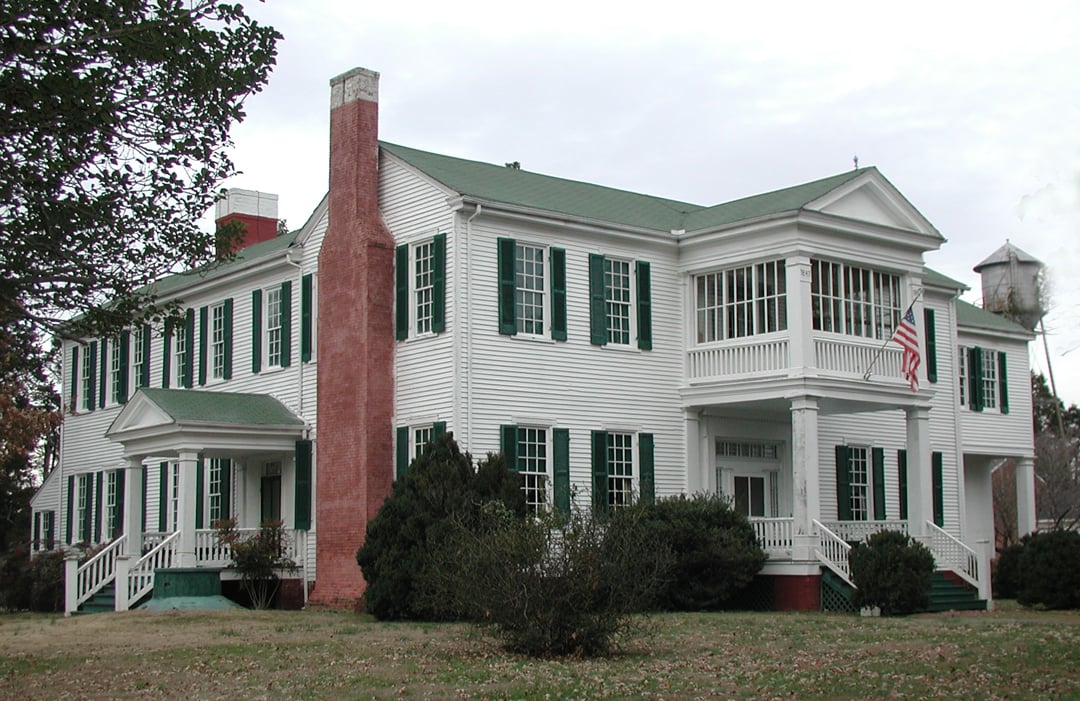 Antebellum manor house at Ames Plantation in Grand Junction, Tennessee, a historic Hobson House estate now operated by the University of Tennessee