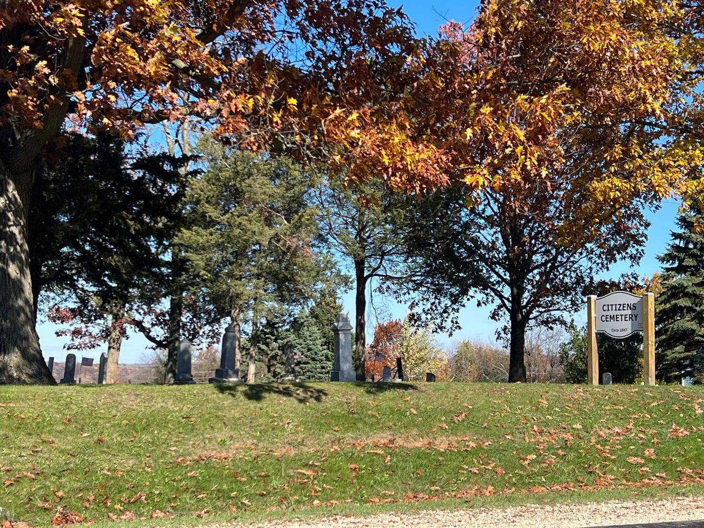 19th-century gravestones at Citizens Cemetery in downtown Chattanooga, Tennessee