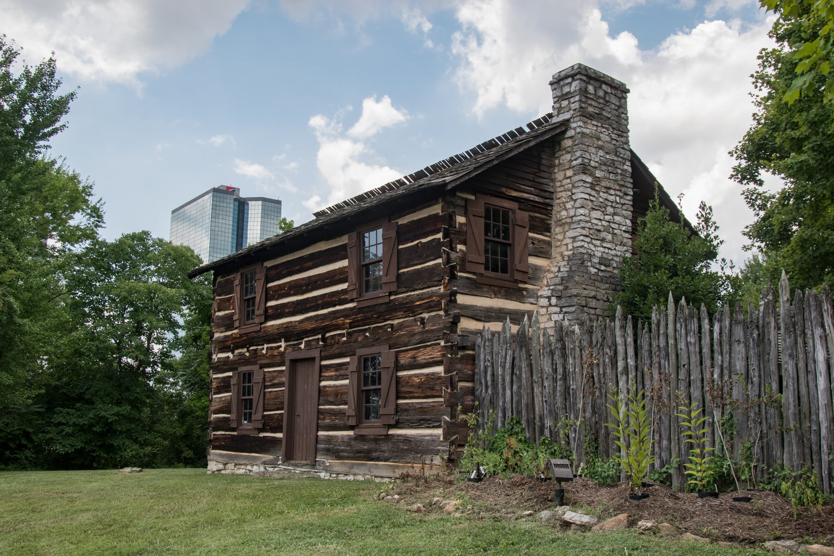 Reconstructed two-story log cabin at James White's Fort (1786), founding site of Knoxville, Tennessee.
