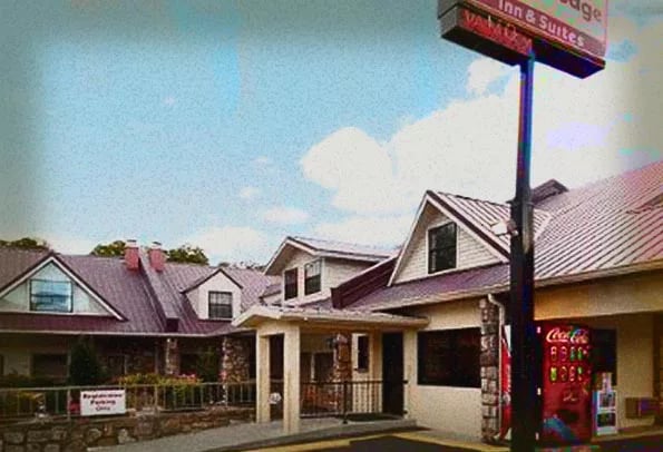 The exterior balcony walkway of the former Tennessee Mountain Inn in Dandridge, Tennessee