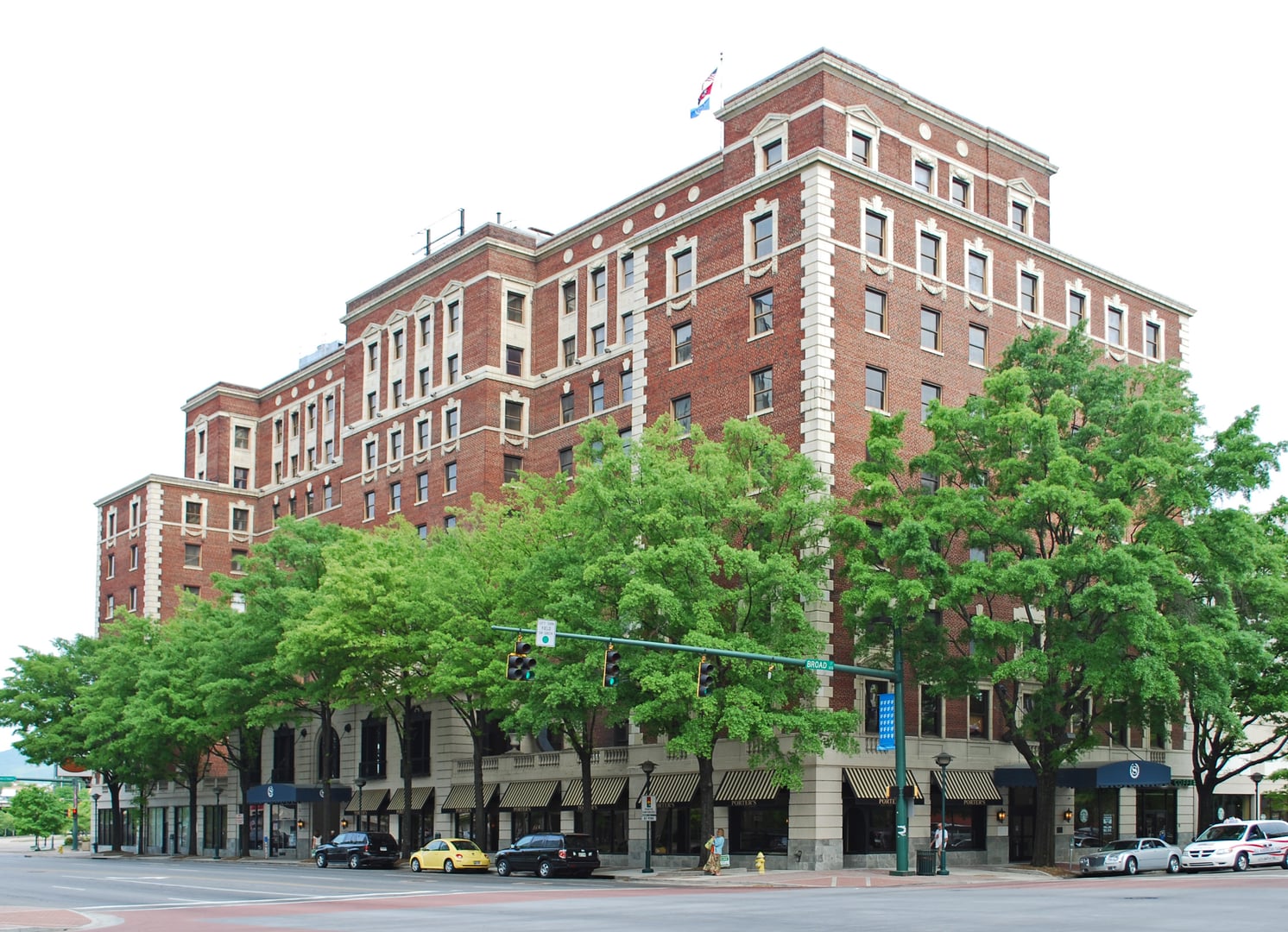 Exterior of the Read House Hotel, a ten-story 1926 Georgian-style hotel in downtown Chattanooga, Tennessee