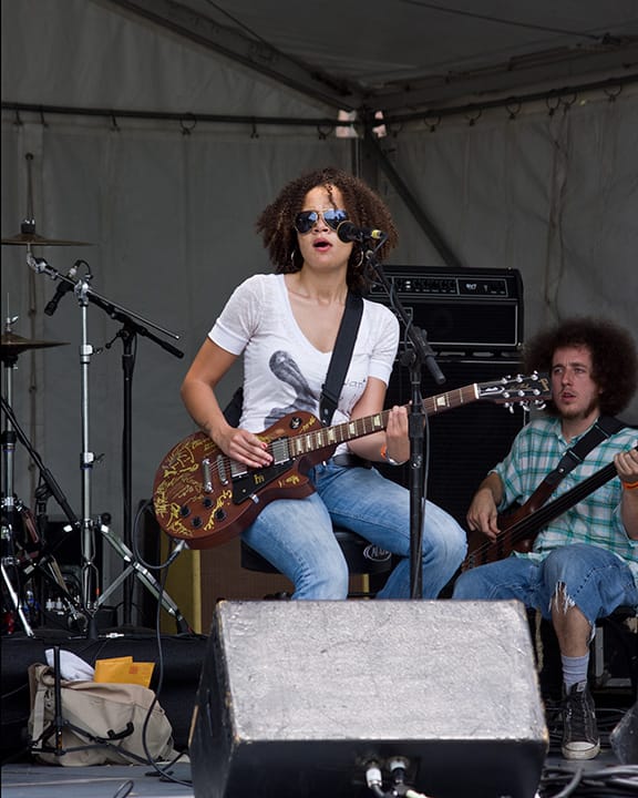 Mia Borders and her bass man performing at the Houston International Festival